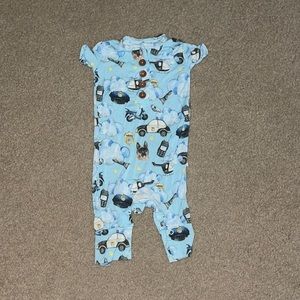 Posh Peanut 0-3 month police romper